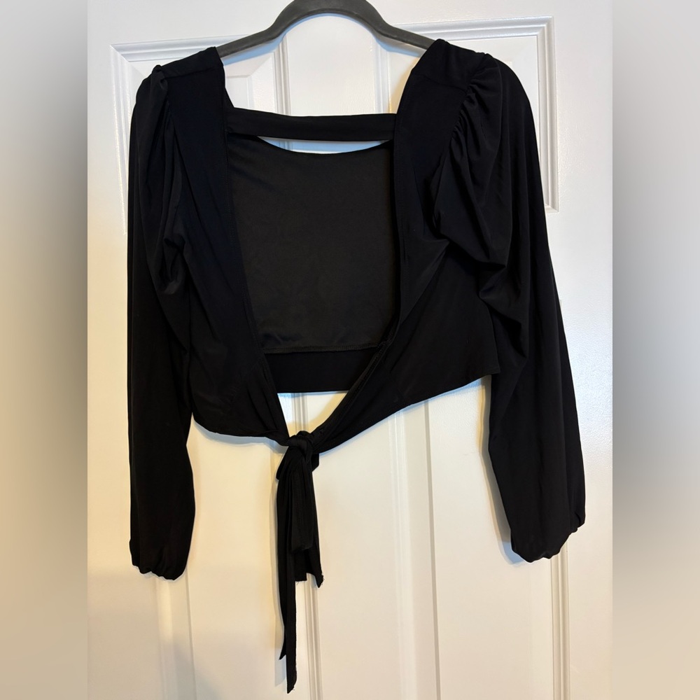 Black Backless Top - Picture 2 of 2